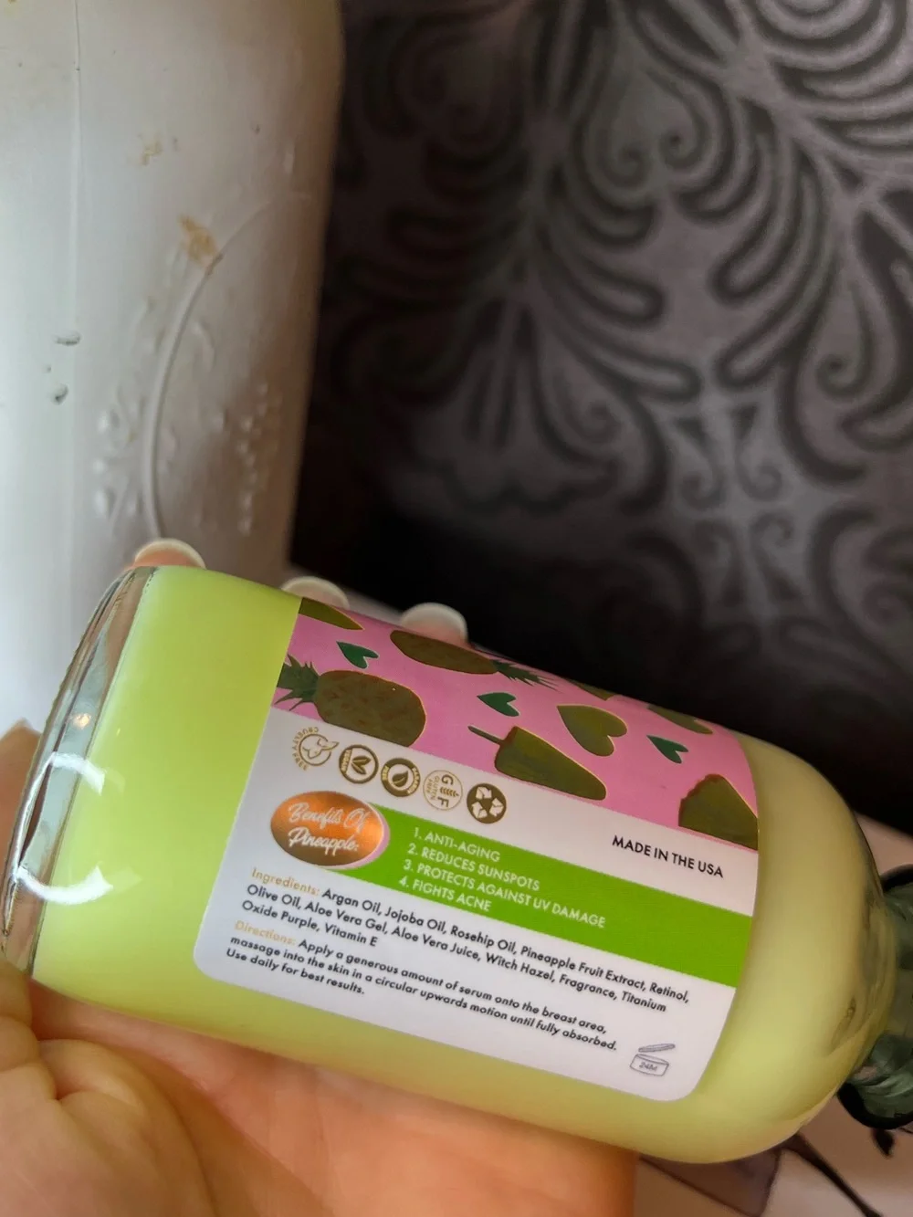 Fineapples Pineapple Serum - Aminnah